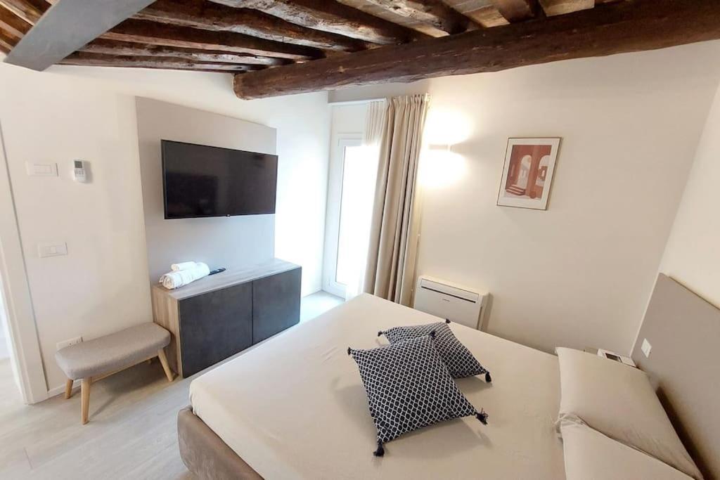 Residenza Subitosanto "Gigliola" 9A - Bilocale Con Terrazzo Esclusivo Cupola Basilica Di Sant'Antonio- Apartment ปาโดวา ภายนอก รูปภาพ
